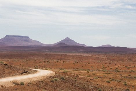 Estrada a caminho de Skeleton Coast Park