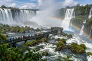 Ilustração das Cataratas do Iguaçu com quedas e mata ao redor